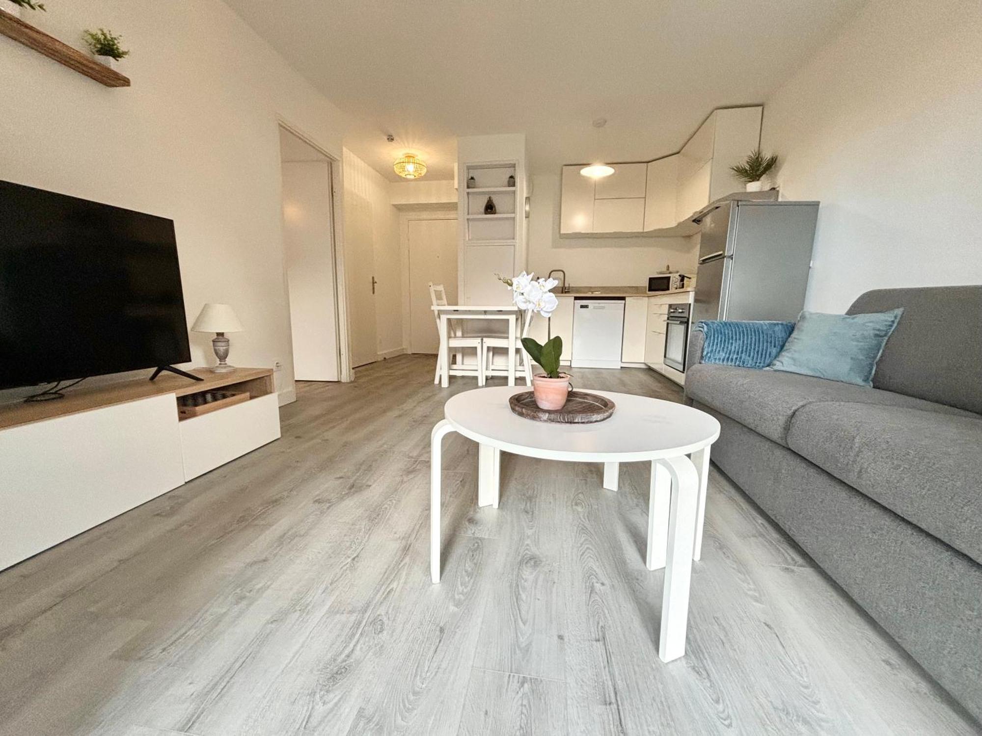 Sunny Suite Disneyland Paris - Rentaway Bnb Μοντεβρέν Εξωτερικό φωτογραφία